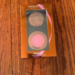 NEW✅Danessa Myricks Yummy Skin Blurring Buddies Powder  Flushed